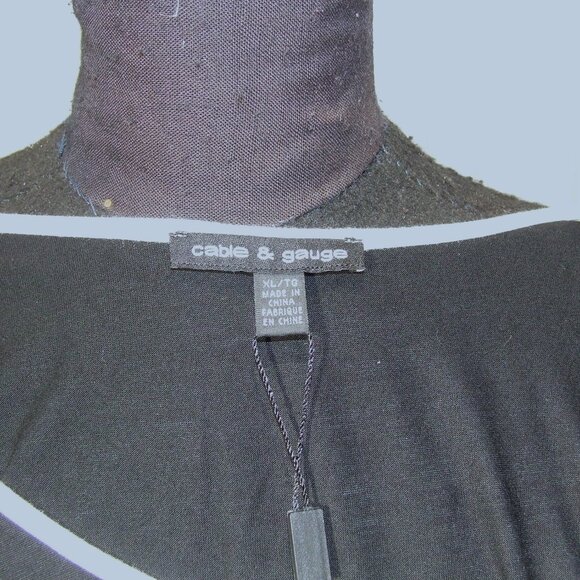 Elegant New Cable & Gauge Tank Top with Tags Black & White Frill Bottom XL - Picture 5 of 5